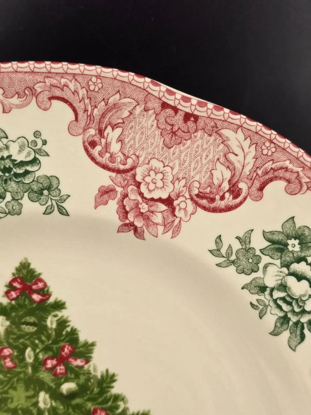 Johnson Brothers Old Britain Castles Pink Christmas 10.5